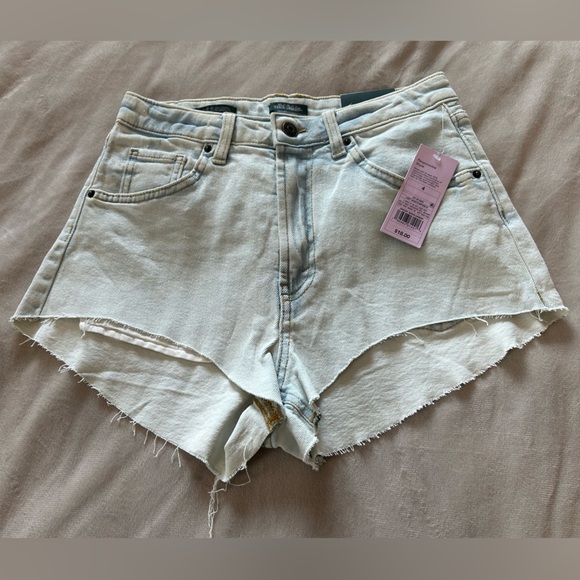 Wild fable super high rise cheeky shorts size 4 - Picture 1 of 10